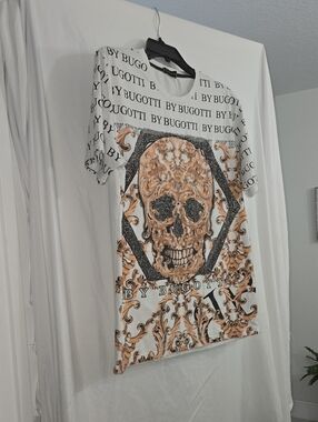 By Bugotti White & Gold Skull Graphic Tee